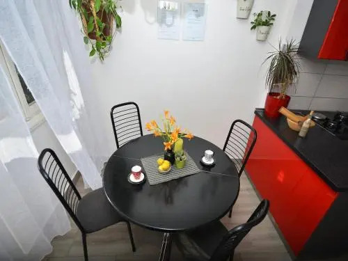 Sunshine Apartment