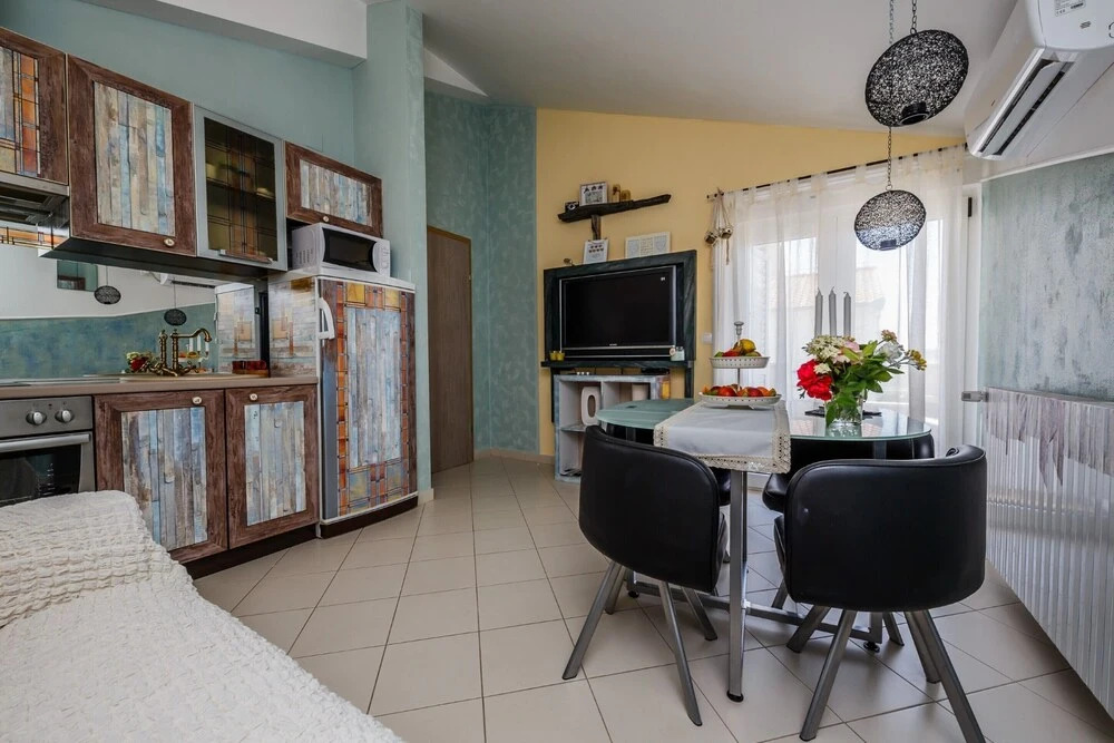 A3 - Modern Luxury apt With Balcony and sea View