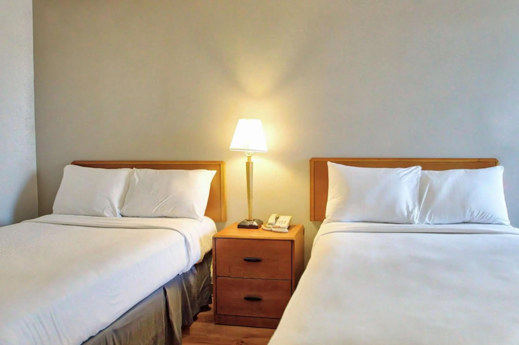 Motel 6 Buffalo NY Airport Williamsville