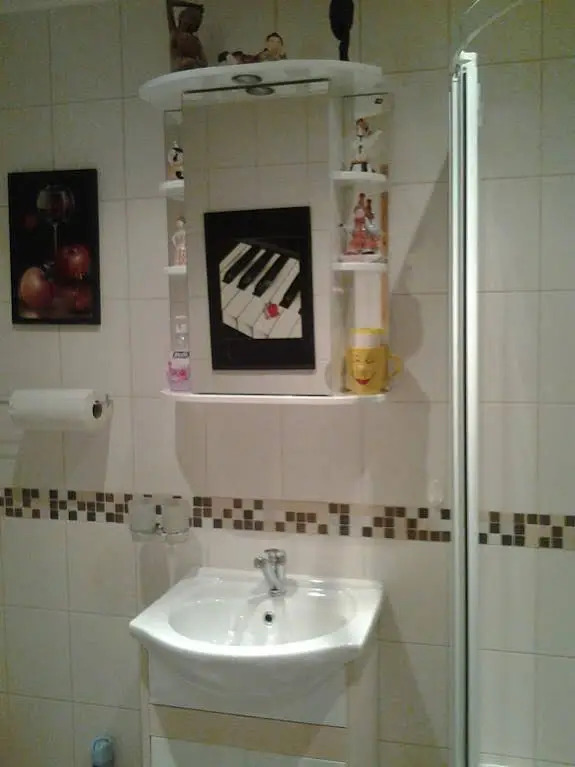 Accommodation 407