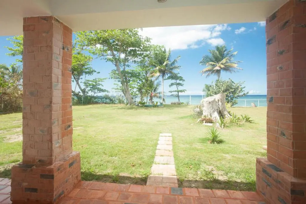 Beachfront Studio with air conditioning Alamar 1