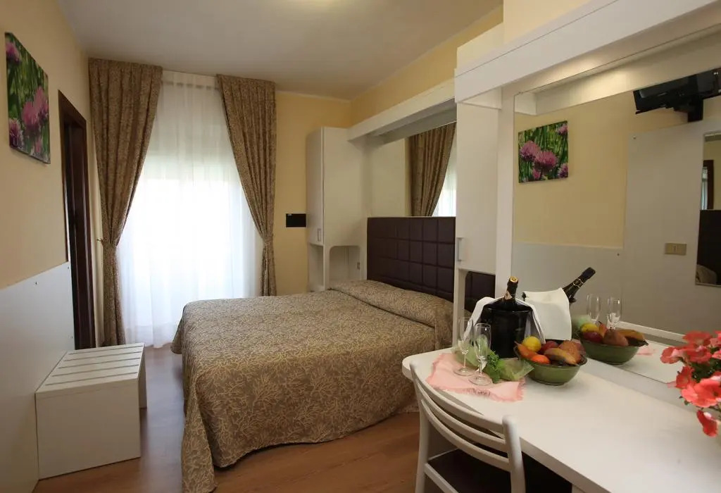 Park Hotel Perù ***S
