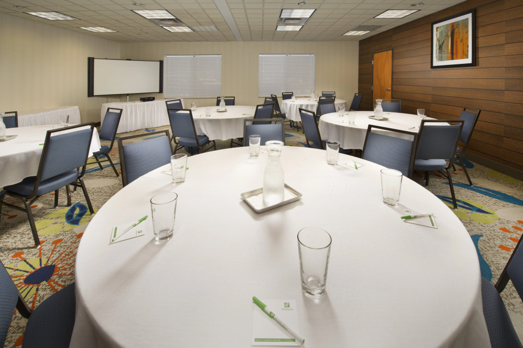Holiday Inn El Paso Airport by IHG