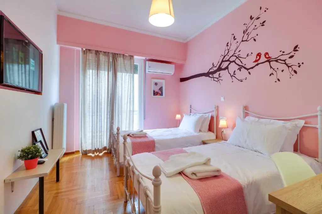 Spacious Central Flat☆3min to Metro☆AC|Netflix|PC
