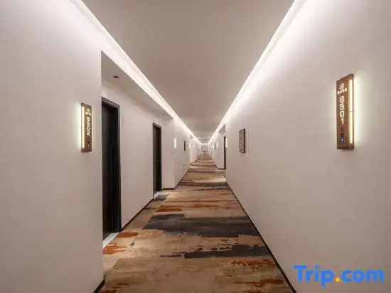 Yiqu · Junpeng Hotel (Sanxiang Town Baishi Huafa Guanshanshui)