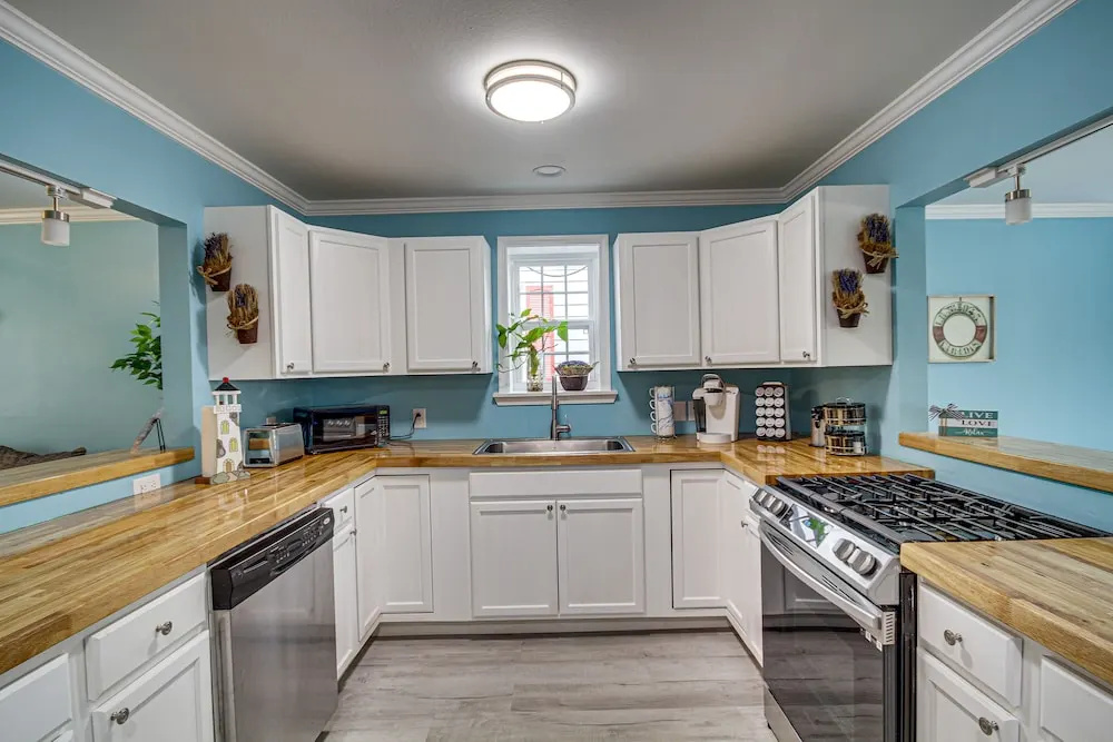 Gulfport Vacation Rental w/ Patio & Game Room!