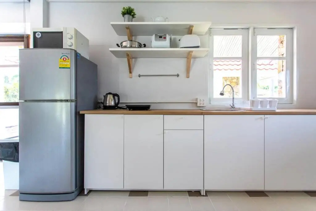 F4 Beach house Kitchen BBQ 3 bedrooms Large yard
