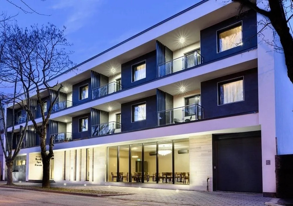 Ikonik Spa Hotel