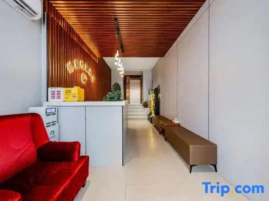 Baotou Langting Express Hotel (Baobai Wangfujing Branch)