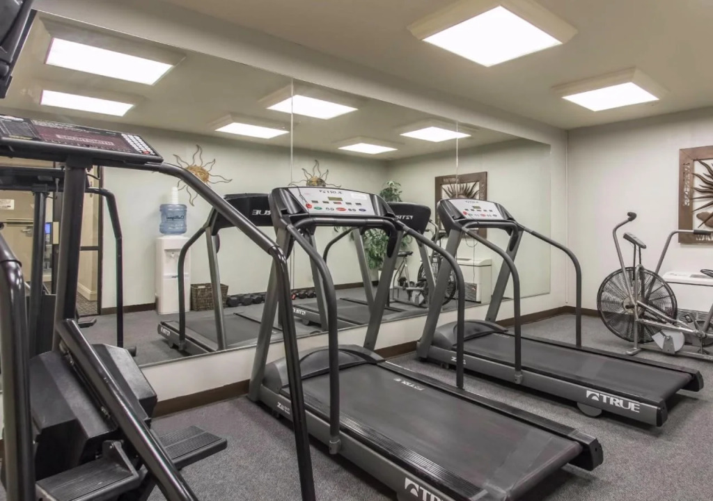 Greenstay Hotel Joplin Missouri