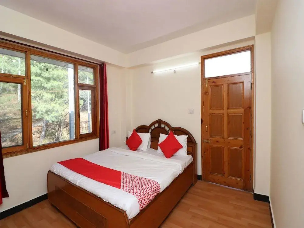 OYO 13316 Home Mountain View 1 BHK Mashobra
