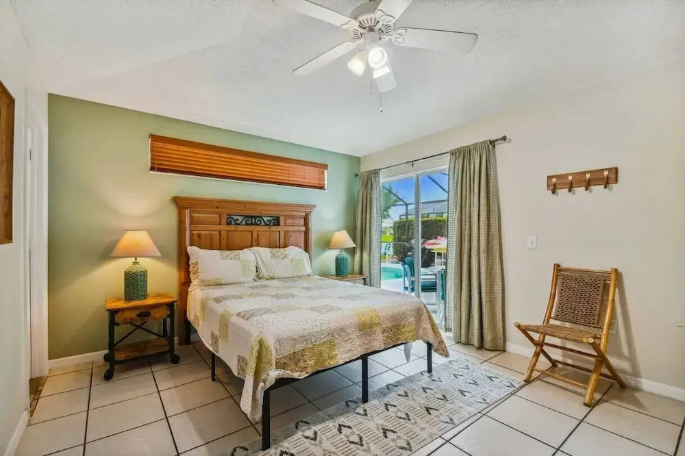 4BR Lake Berkley Home w/ Private Pool
