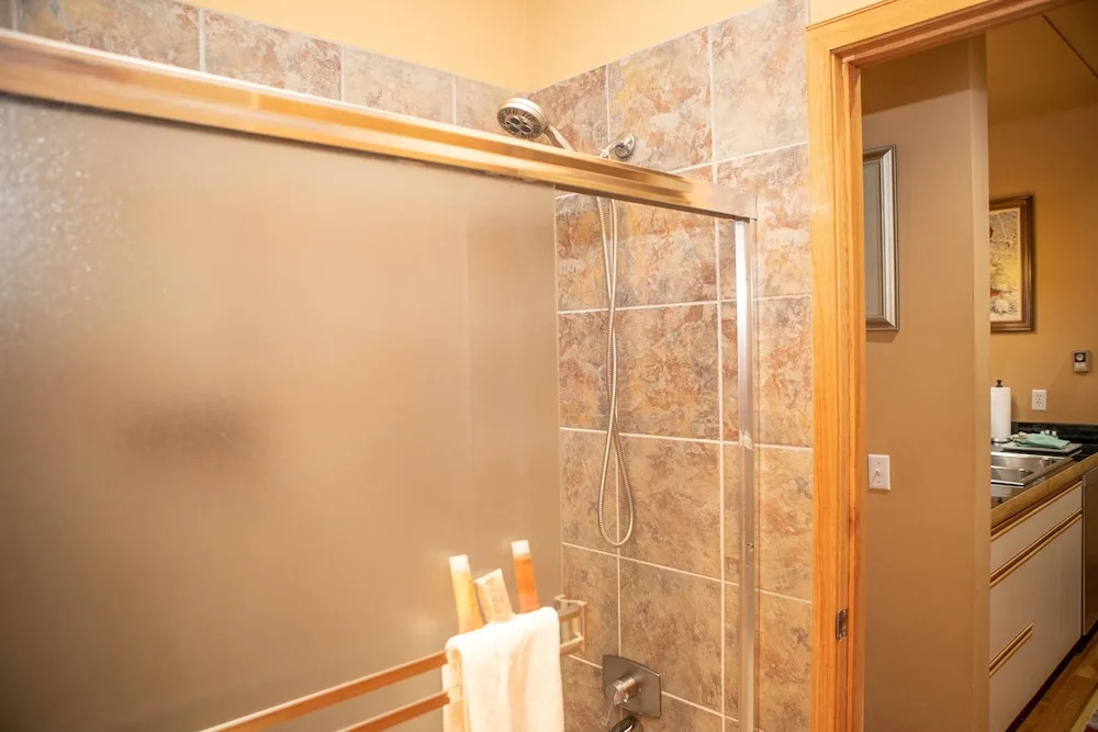 1934 Soda Springs 3 Bedroom Condo by RedAwning
