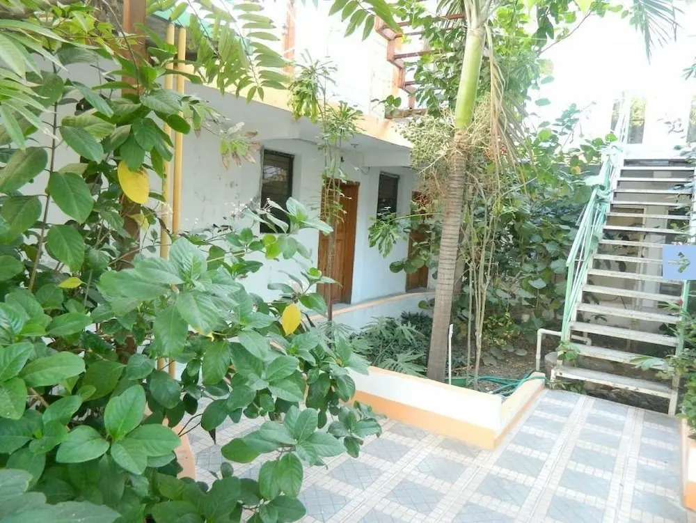 Le Gou-T Hotel S.A.