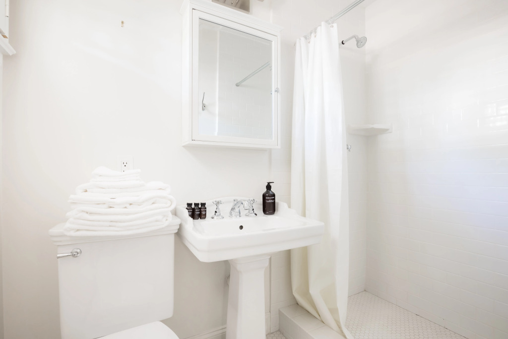 Romero by Avantstay Stunning Villa Close to Beach w/ Pool & Spa