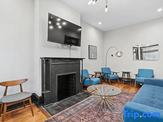 Luxury, Historic 4Bd Rowhouse in the Heart of DC!