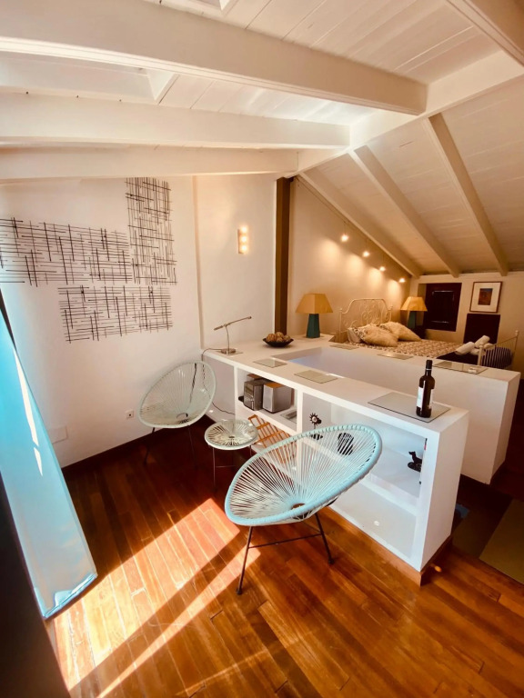 Almocabar Luxury Apartment
