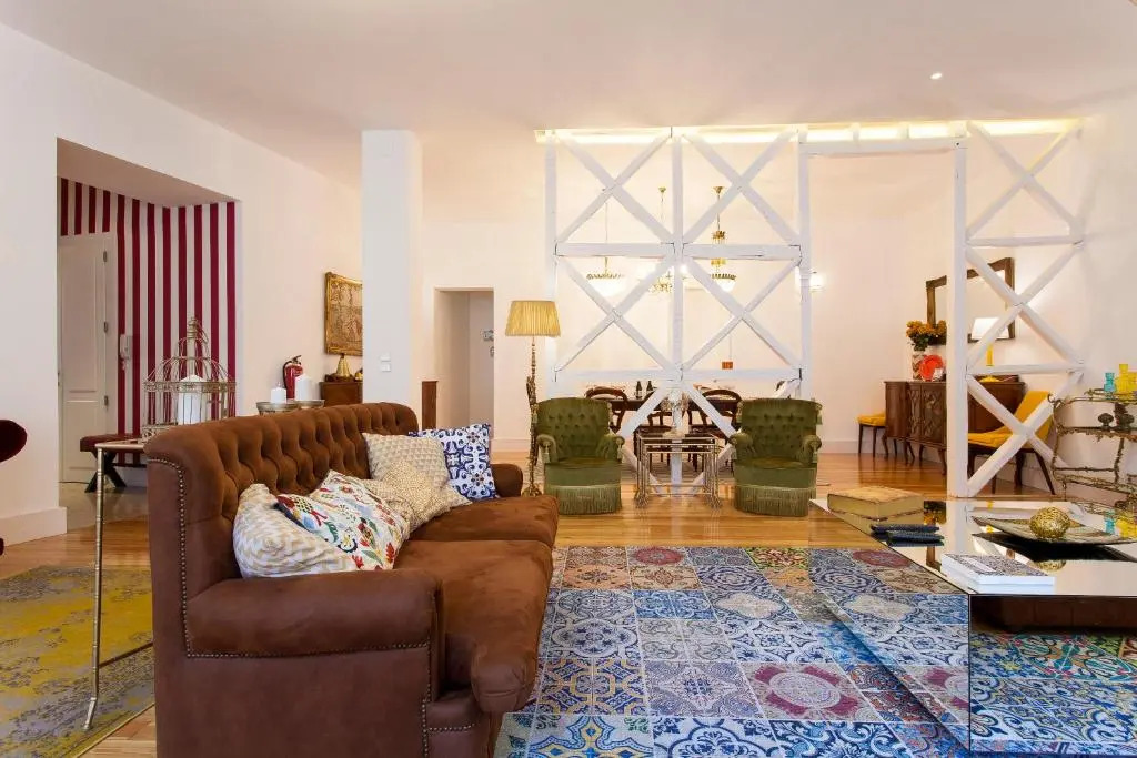 Chiado 4-Bedroom Flat
