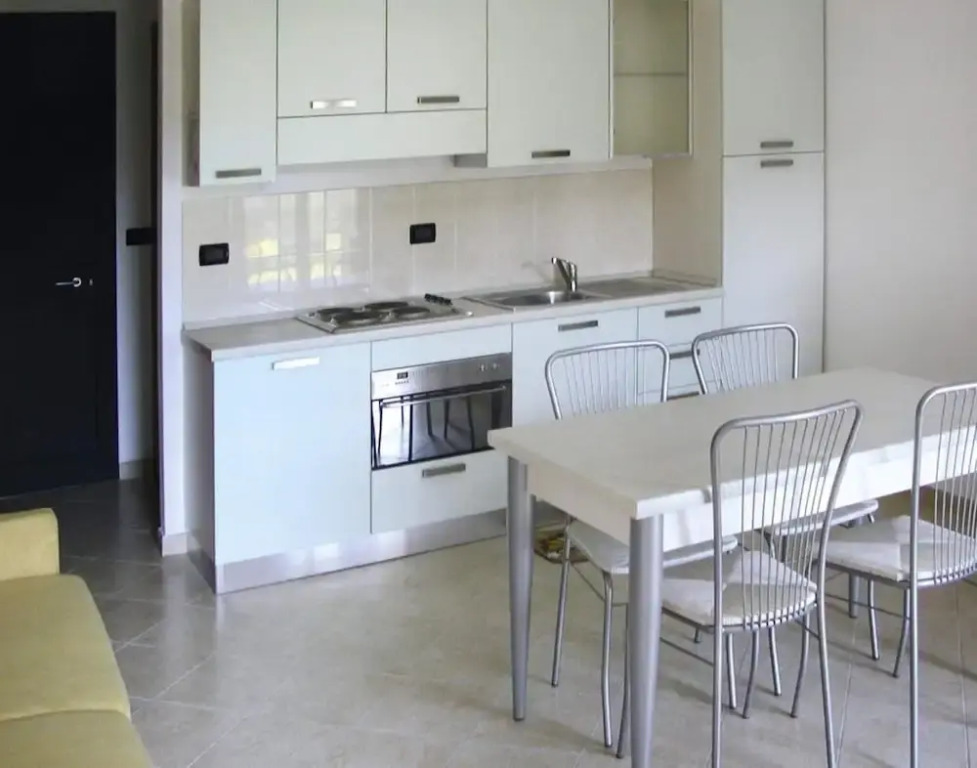 Elegant Castellaro Apartment With Pool