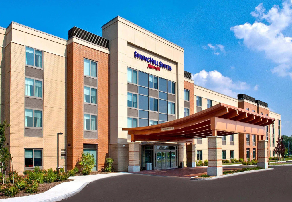 Fairfield Inn & Suites by Marriott Syracuse Carrier Circle