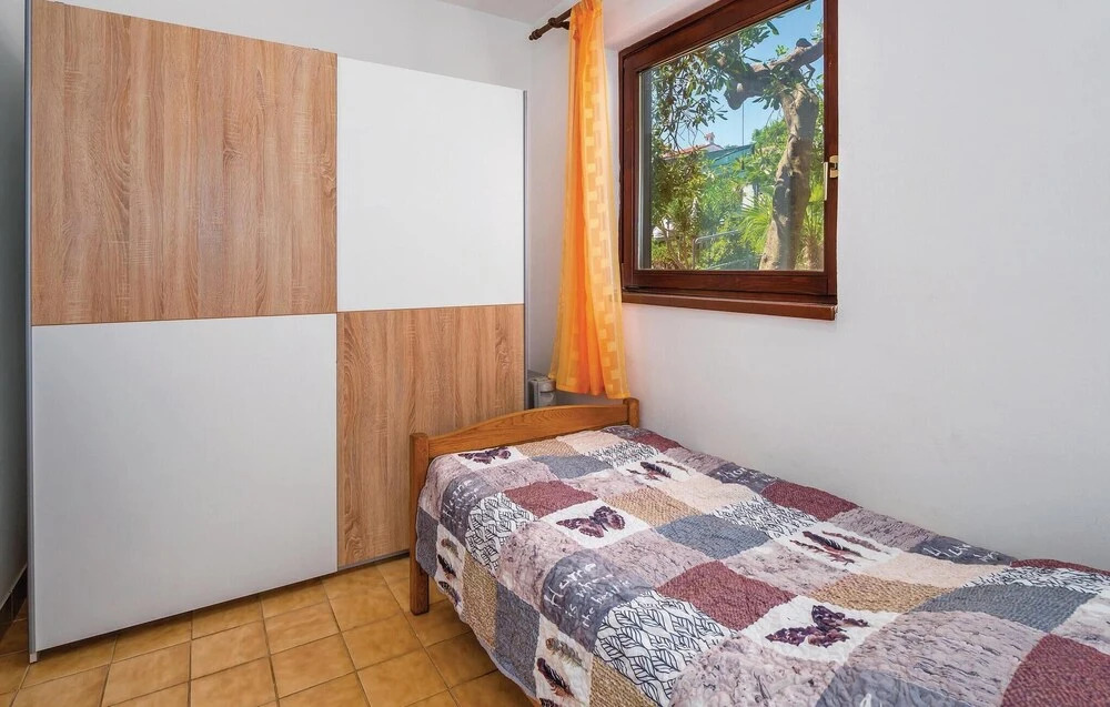 Beautiful Apartment in Labin-ravni With 1 Bedrooms and Wifi