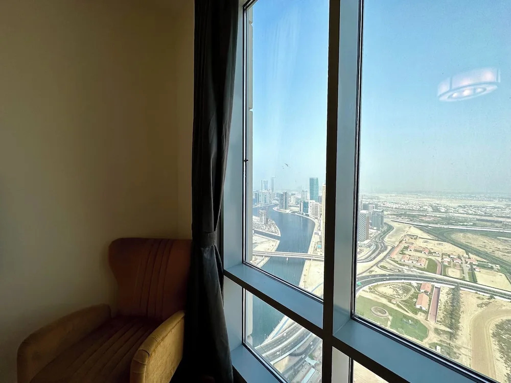 Lux BnB I Amna Tower I Sky Line Views