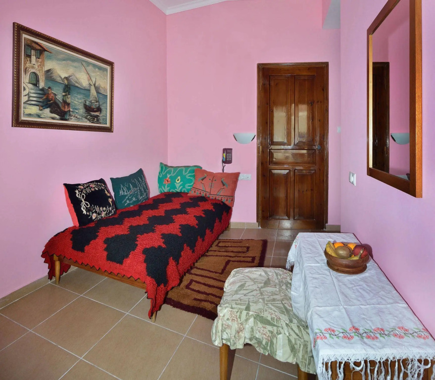 Amphitrite Hotel