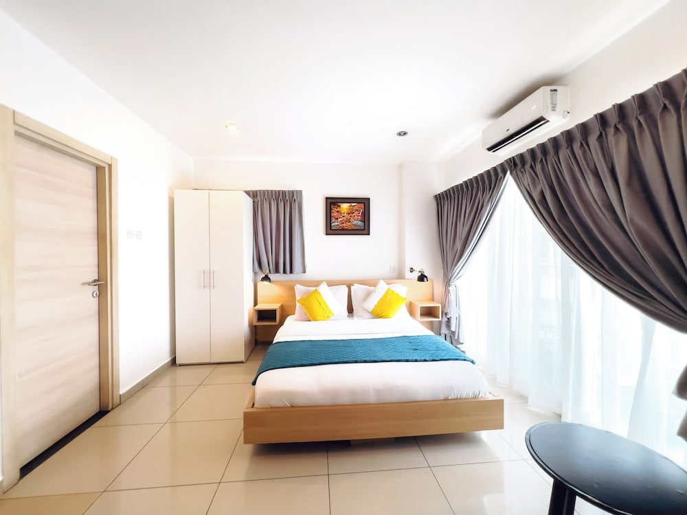 Serenity luxury homes at Gallery