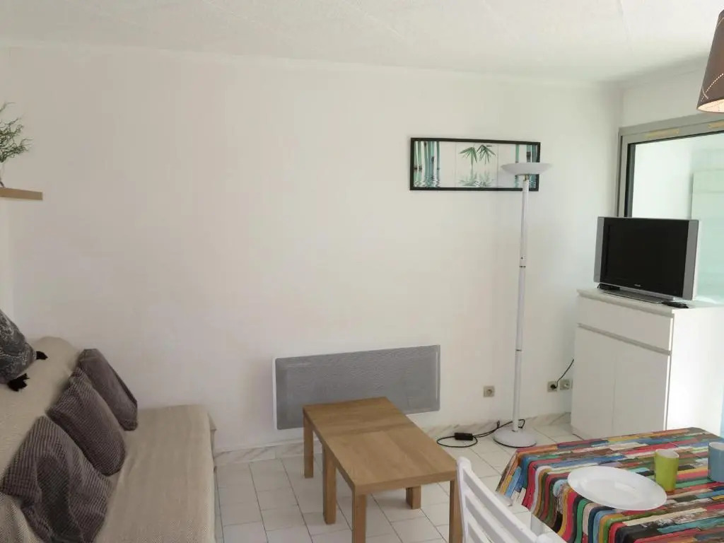 Appartement Sète, 2 Pièces, 4 Personnes - Fr-1-338-82