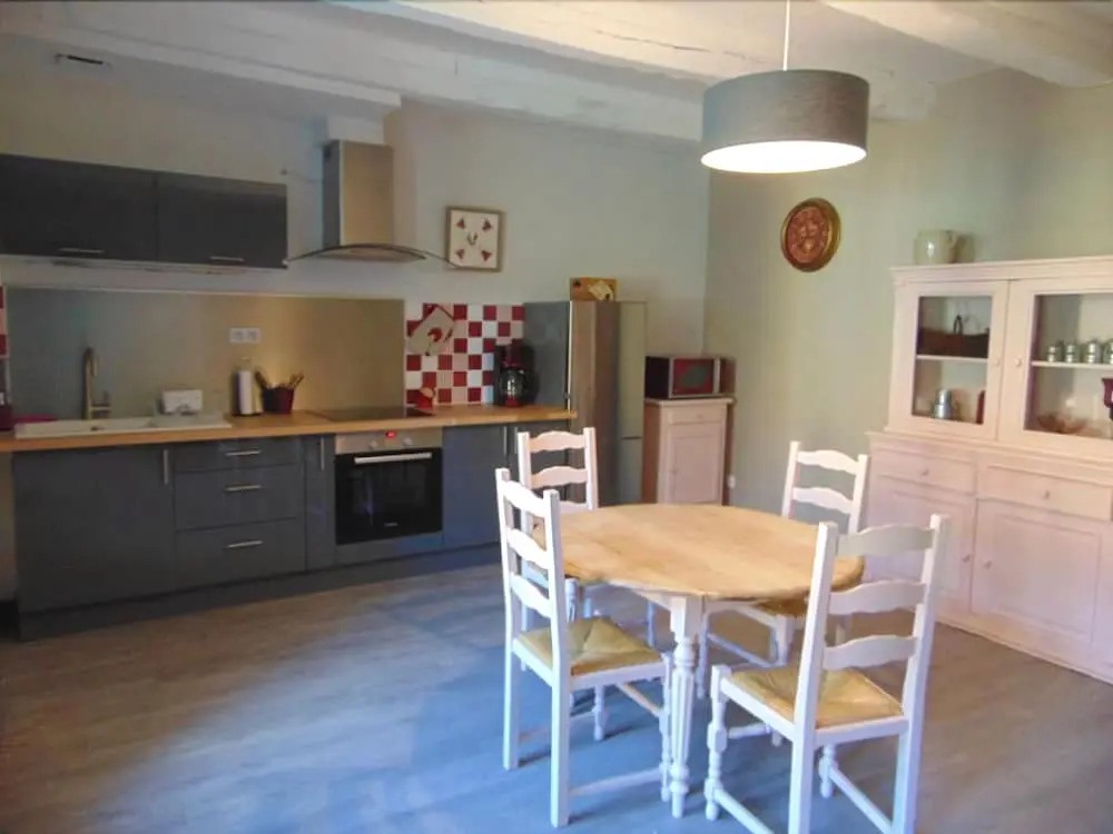 Chez Emilia