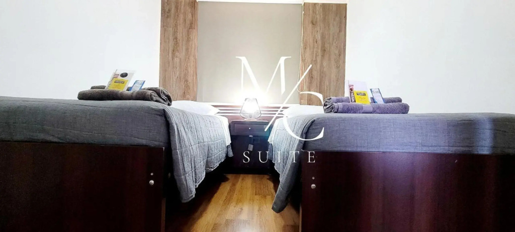 MC Suite - Sur