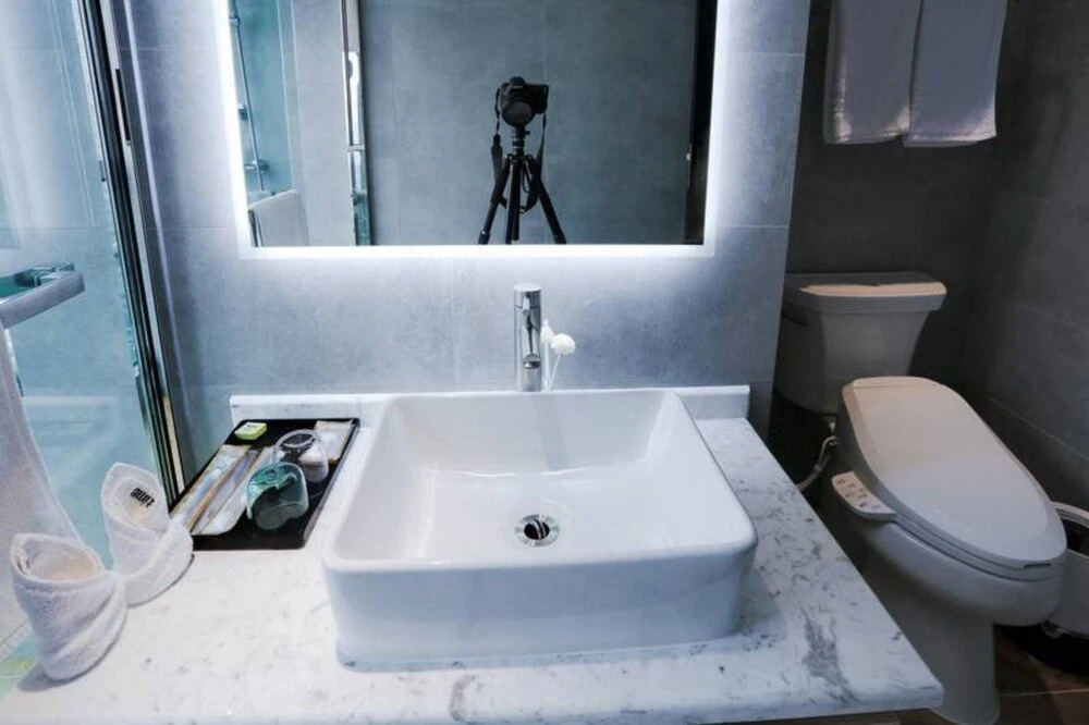 N·Time Art Hotel (Chongqing Jiefangbei Pedestrian Street)