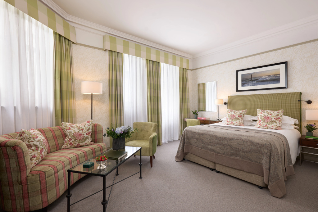 The Balmoral Hotel