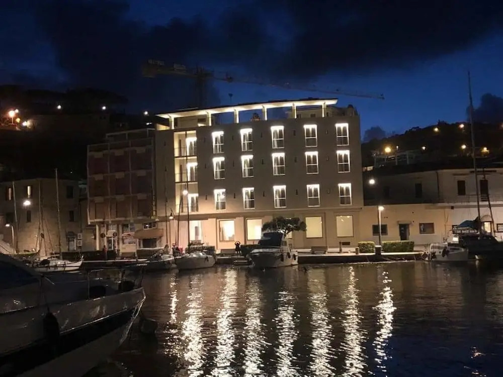 Roma Hotel