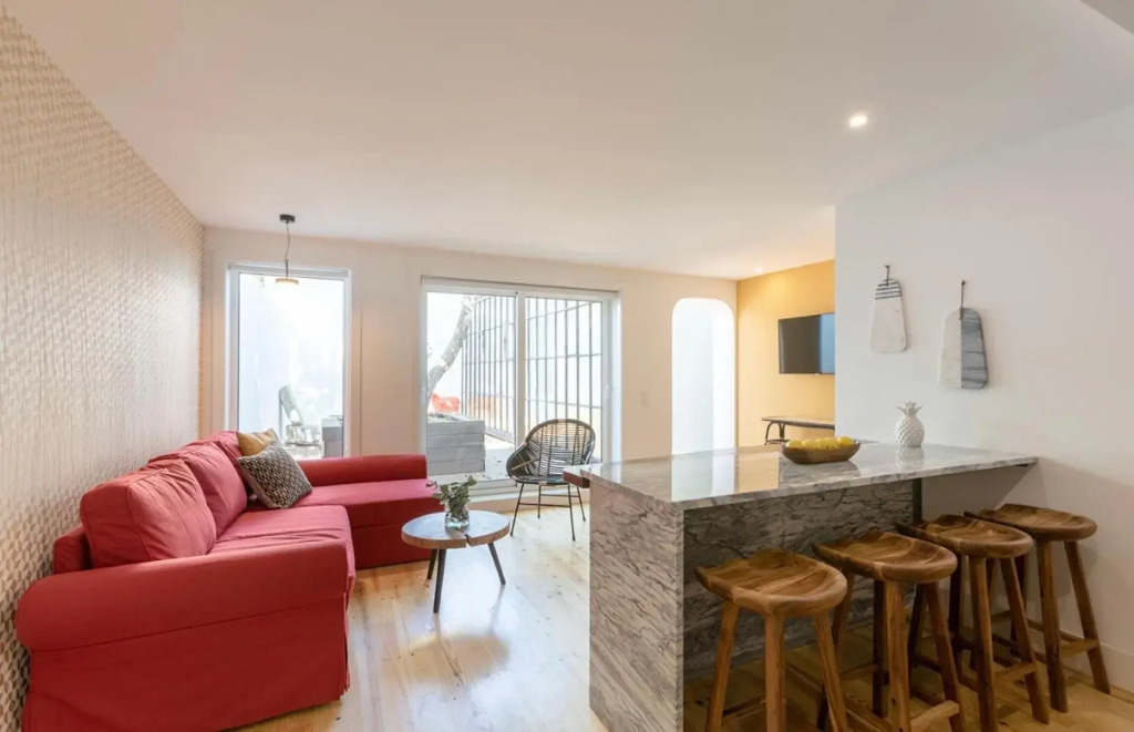 Lemon Tree Family Apartment