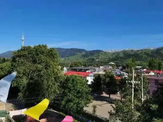 Emerald Valley Luxury Residence Holiday Villa Hotel