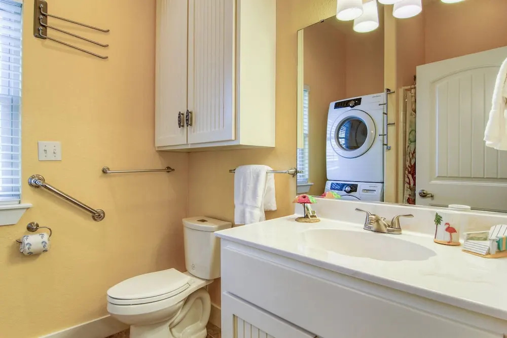 No Ragrets 4 Bedrooms 4 Bathrooms Home