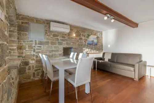 Riba Apartment