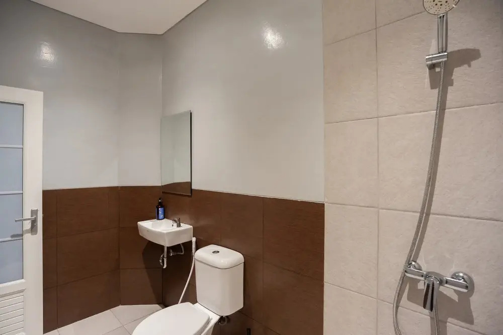 Urbanview Hotel Groovy Inn Tangerang