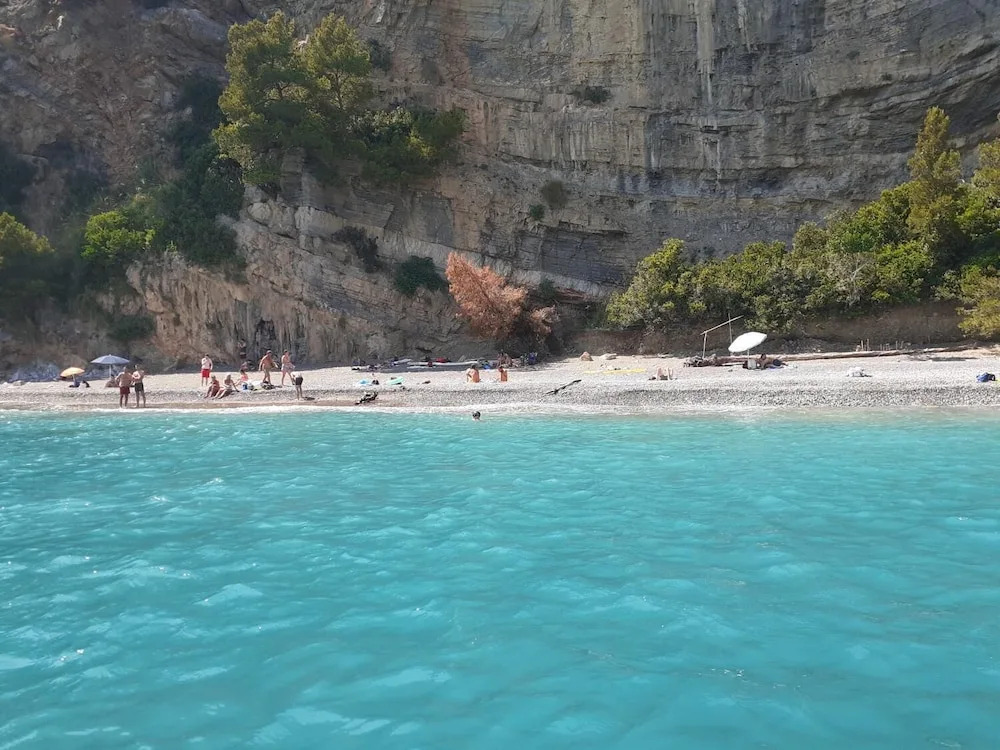 Punto & Virgola