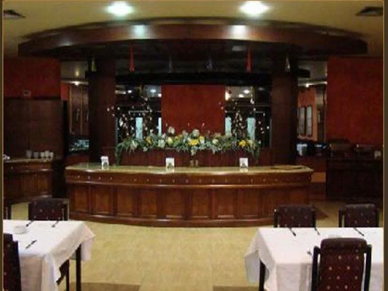 Planet Hotel