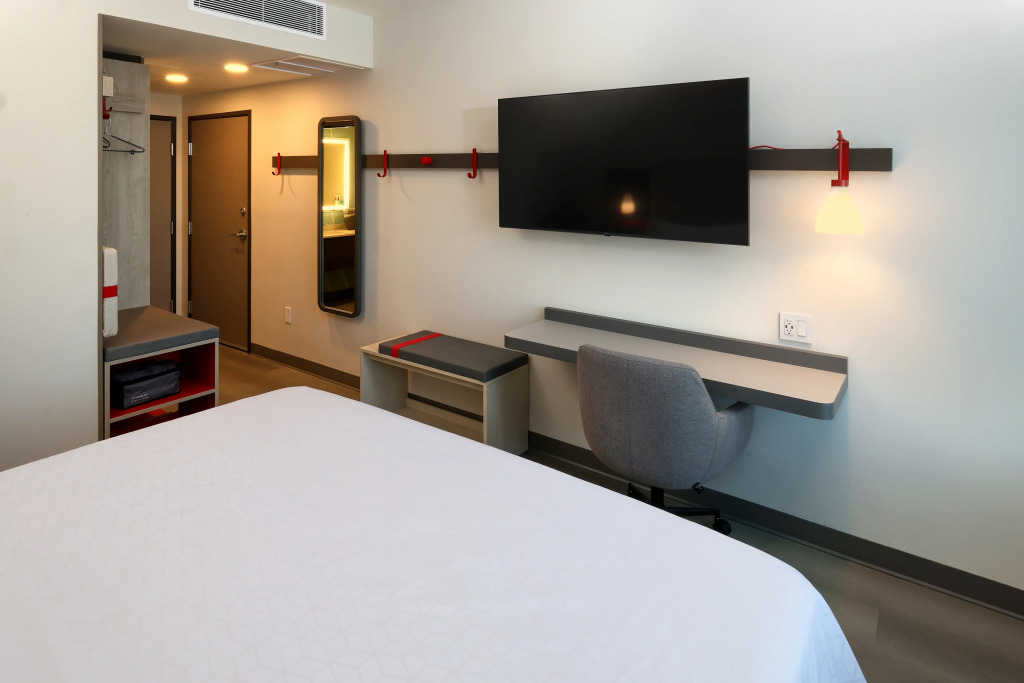 avid hotel Guadalajara Aeropuerto Norte by IHG