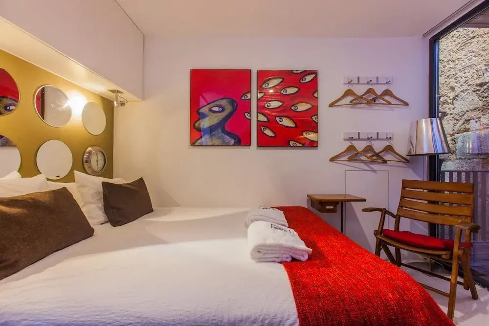 The Old Stables Chiado Apartments