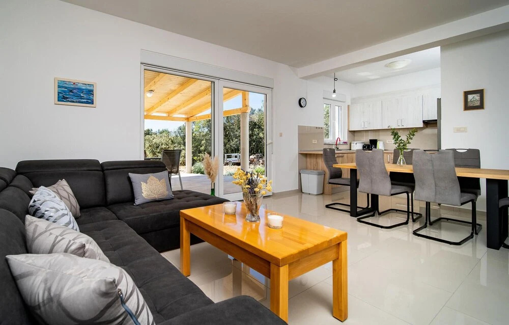Amazing Home In Kampor