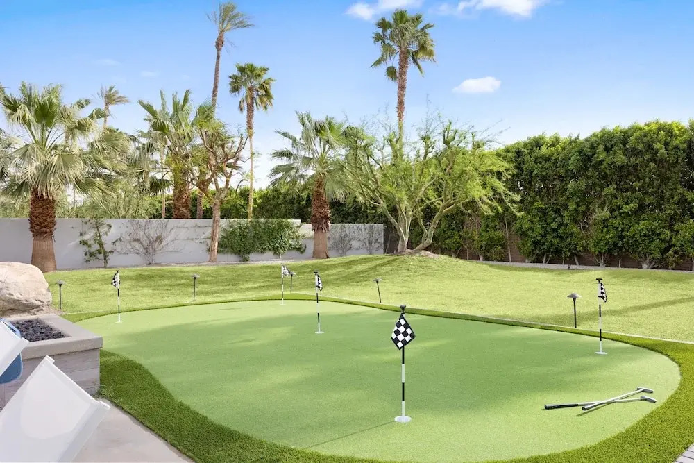 Polo Villa 10 by Avantstay Backyard Oasis w Putting Green 260320 6 Bedrooms
