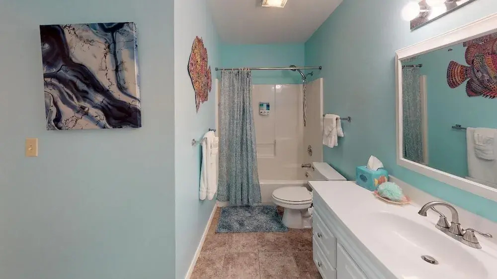 Coastal By The Sea 3 Bedroom Townhouse by Redawning
