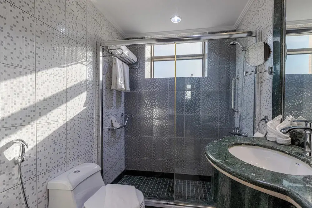 Faraj Almadina Hotel