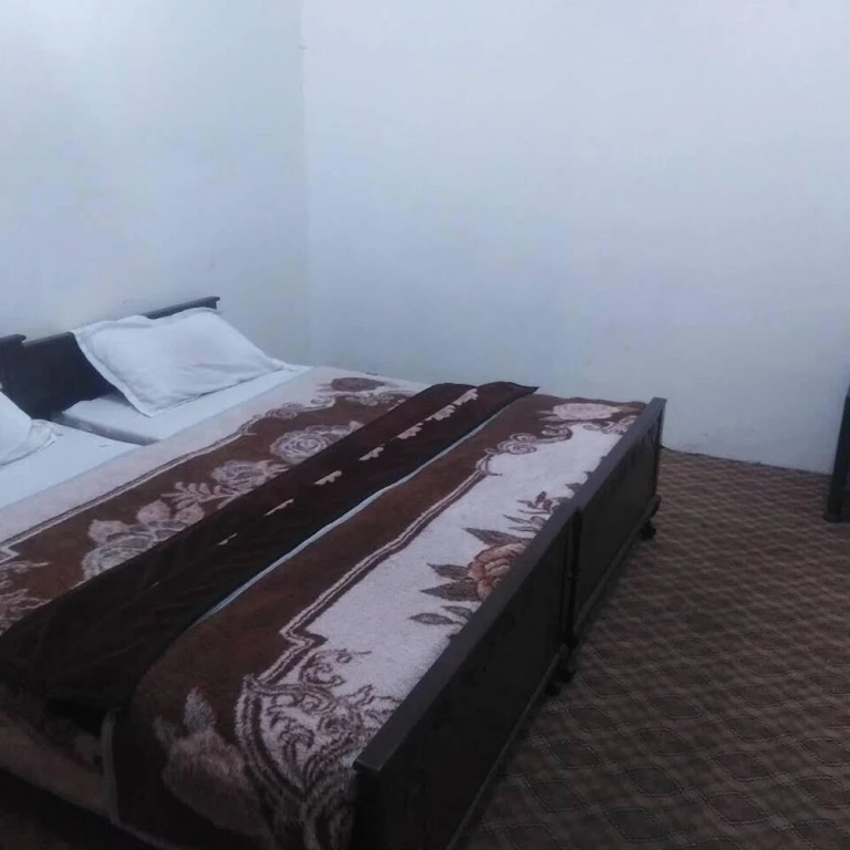 Zahoor Hotel And Restaurant