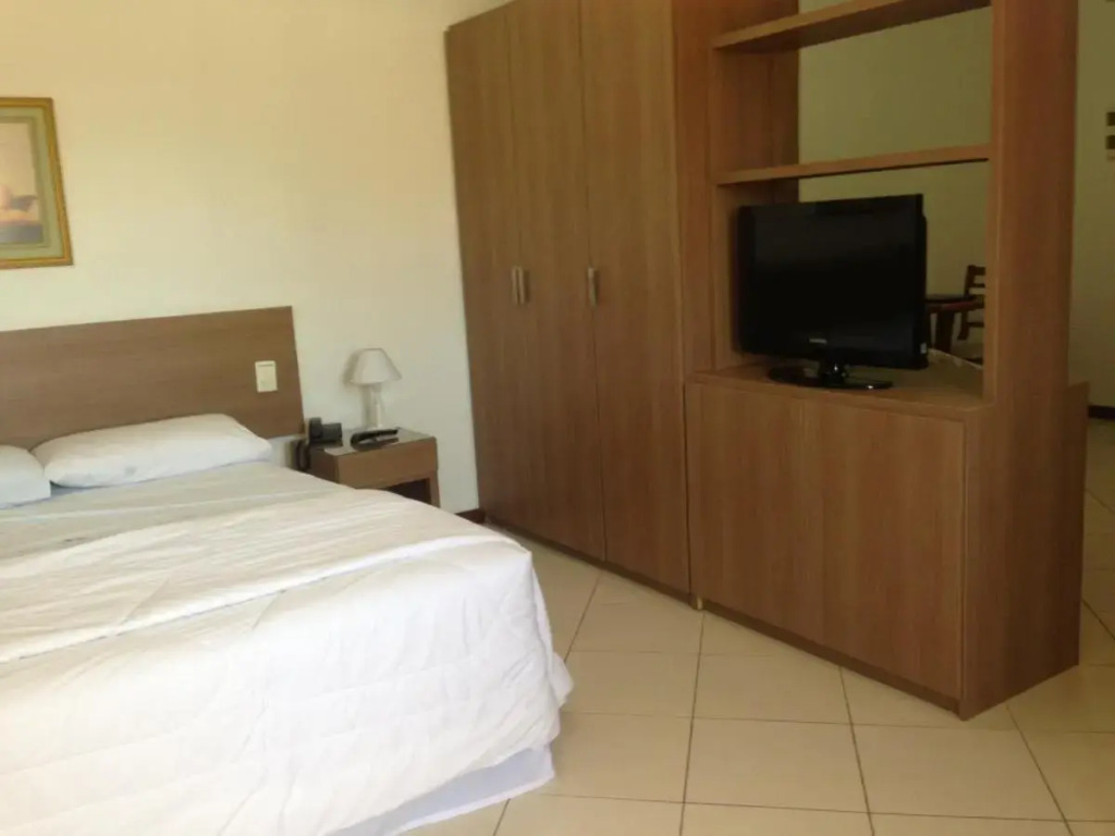 Crystal Apart Hotel