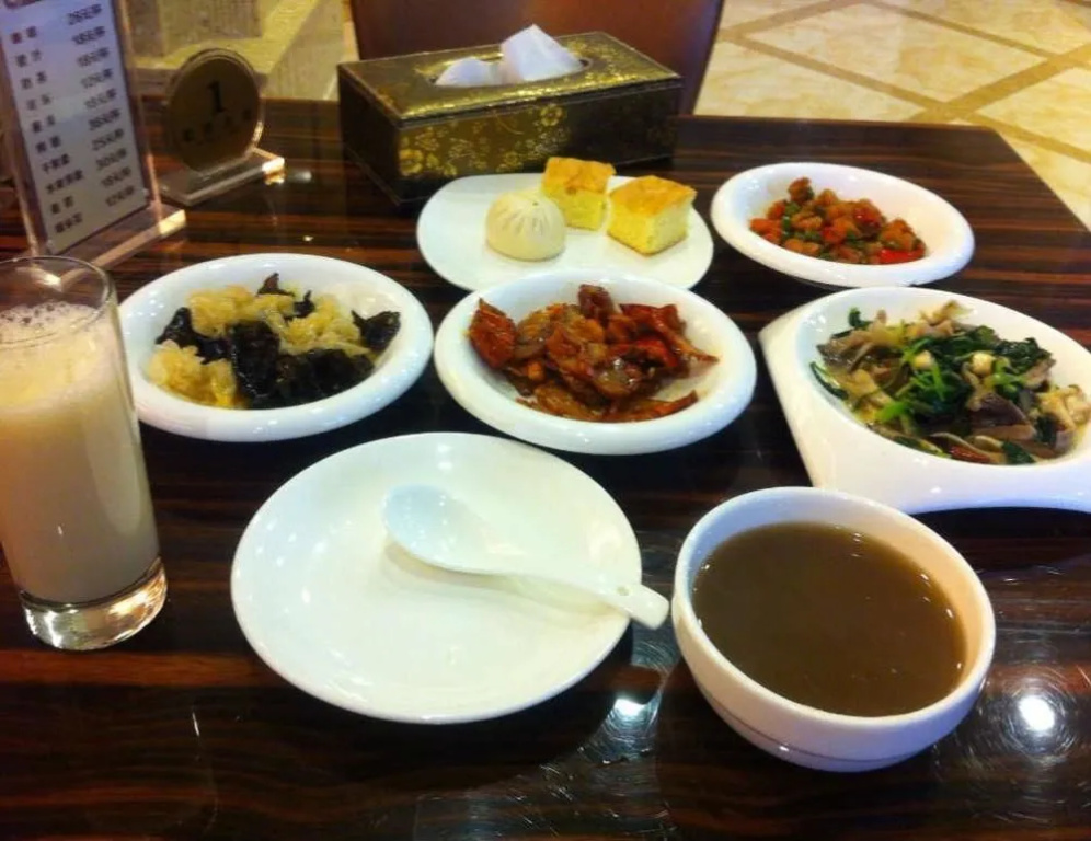Jin Qiu Yi Xin Hotel- Lintong
